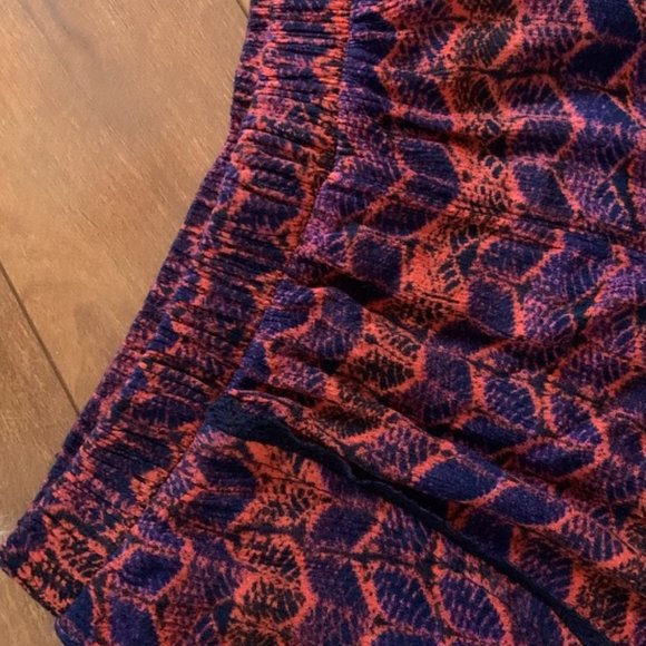 Mossimo Lace Trimmed Navy Blue/Red Print Pull On Shorts-Size S - Picture 4 of 8